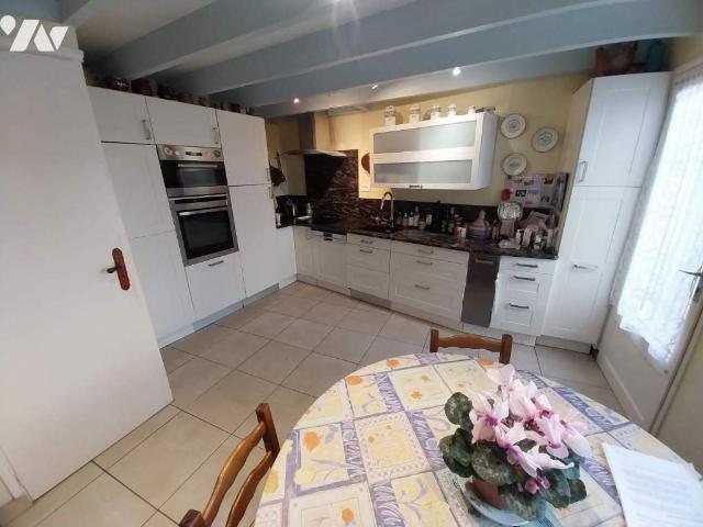 Maison en vente à Tours, Centre Val de Loire, 450000€