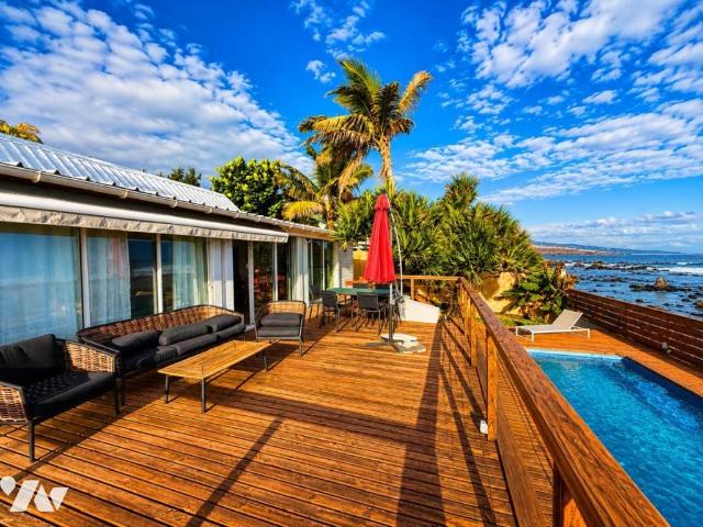 Maison en vente à Trois Bassins, La Réunion, 1400 €