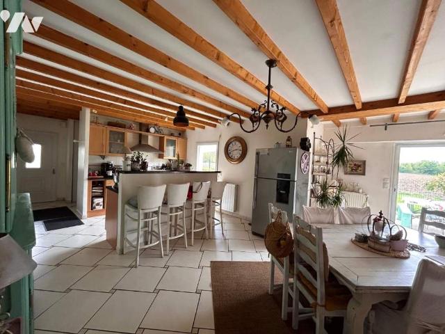 Maison en vente à Tronchet, Bretagne, 354280€
