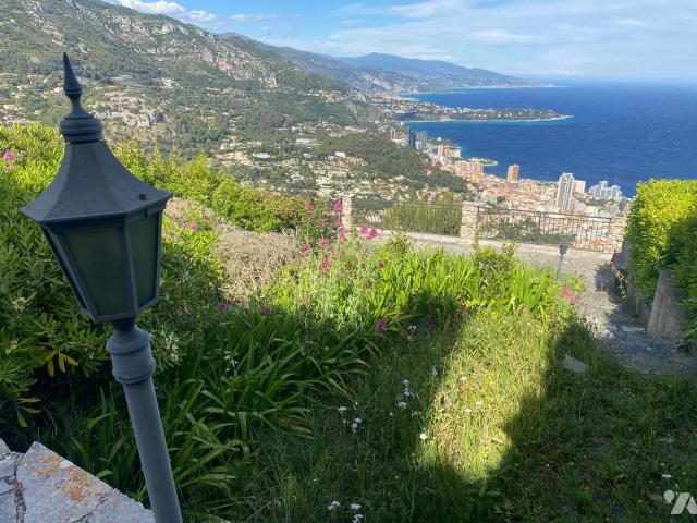 Maison en vente à Turbie, Provence Alpes Côte d'Azur, 902000€