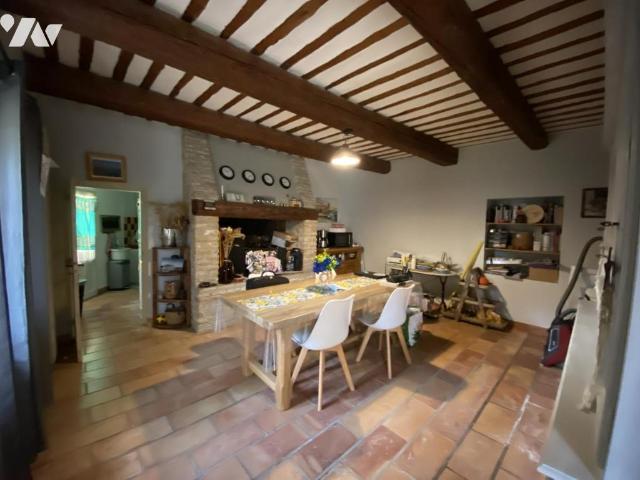 Maison en vente à Uzès, Occitanie, 499000€
