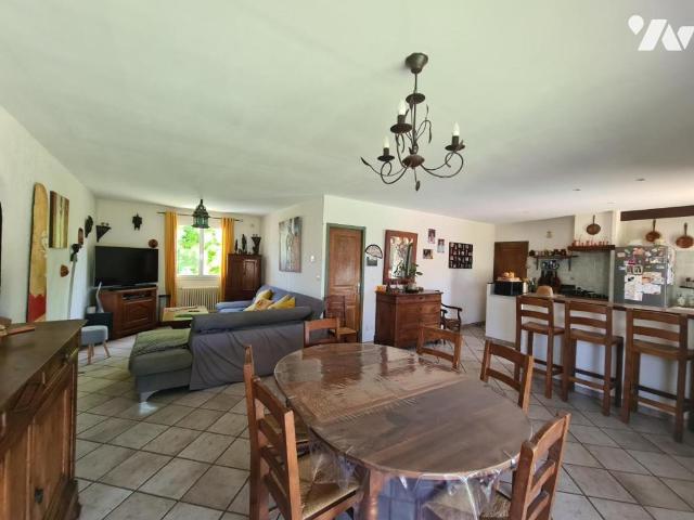 Maison en vente à Vacquières, Occitanie, 520000€