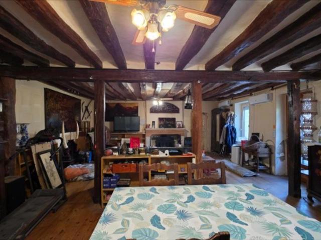 Maison en vente à Val Fouzon, Centre Val de Loire, 75250€