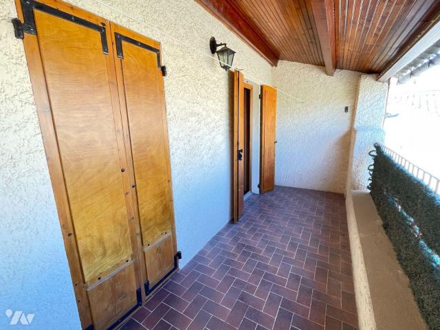 Maison en vente à Valensole, Provence Alpes Côte d'Azur, 215800€