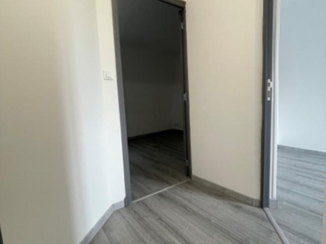 Maison en vente à Vervins, Hauts de France, 86880€