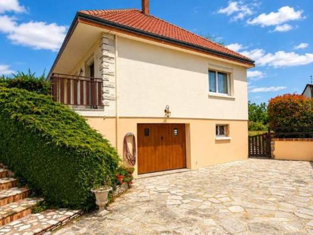 Maison en vente à Ver lès Chartres, Centre Val de Loire, 230320€
