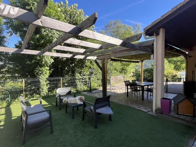 Maison en vente à Vercheny, Auvergne Rhône Alpes, 289000€