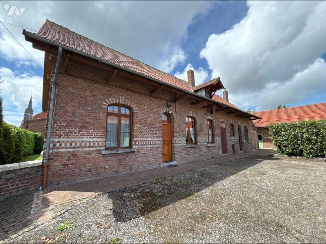 Maison en vente à Vieux Berquin, Hauts de France, 312500€
