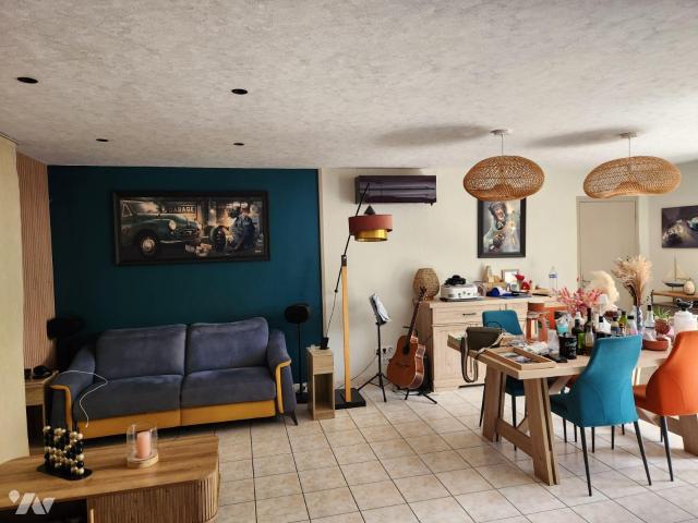 Maison en vente à Villaines sous Malicorne, Pays de la Loire, 250472€
