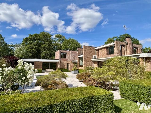 Maison en vente à Villeneuve d'Ascq, Hauts de France, 2500 €