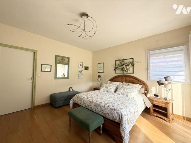 Maison en vente à Villers Bretonneux, Hauts de France, 457600€