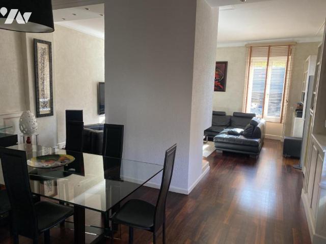 Maison en vente à Vire Normandie, 450000€