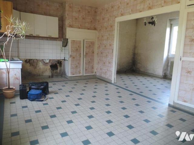Maison en vente à Vire Normandie, 90950€