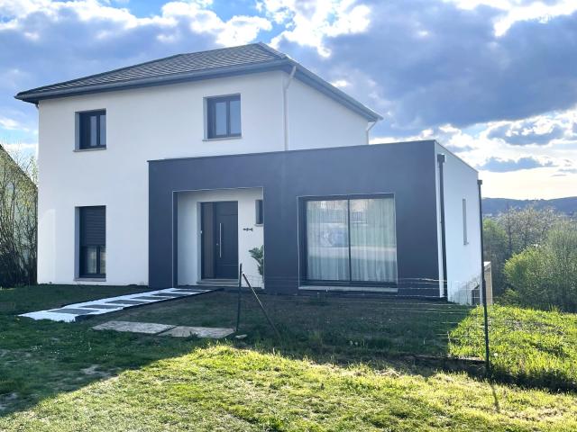 Maison en vente à Vireux Wallerand, Grand Est, 350000€