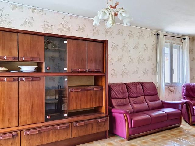 Maison en vente à Vouillé, Nouvelle Aquitaine, 163000€
