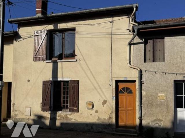 Maison en vente à Wassy, Grand Est, 59000€