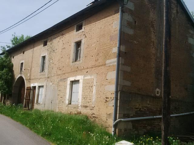 Maison en vente à Xertigny, Grand Est, 39000€