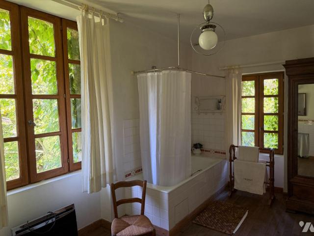 Maison en vente à Ally, Auvergne Rhône Alpes, 243800€