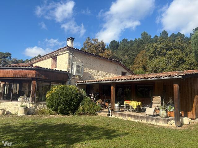 Maison en vente à Ambrus, Nouvelle Aquitaine, 380000€