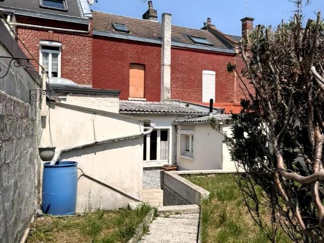 Maison en vente à Amiens, Hauts de France, 165900€