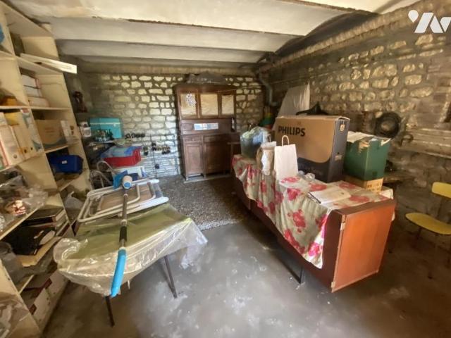 Maison en vente à Andé, Normandie, 140000€