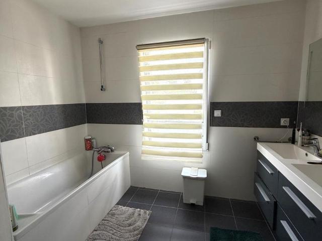 Maison en vente à Angers, Pays de la Loire, 471600€