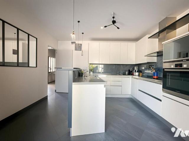 Maison en vente à Angers, Pays de la Loire, 495330€