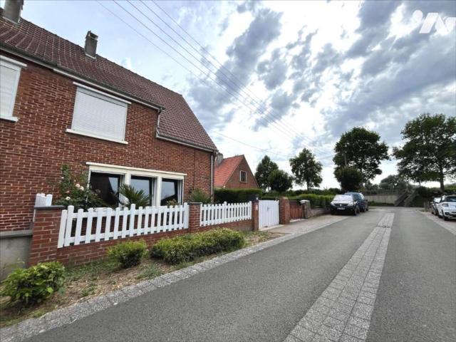 Maison en vente à Arques, Hauts de France, 203075€
