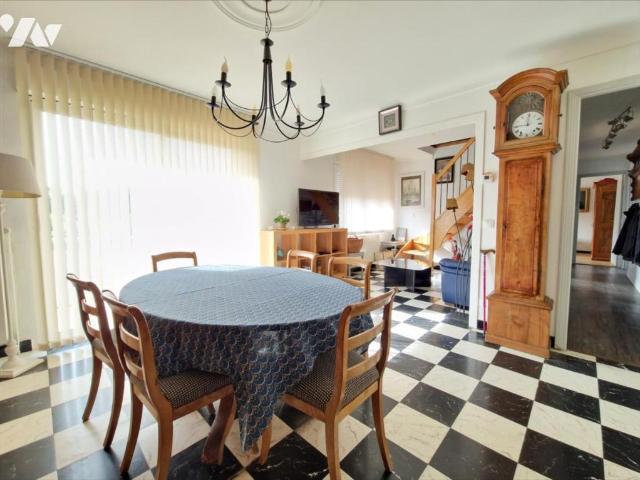 Maison en vente à Arques, Hauts de France, 222822€