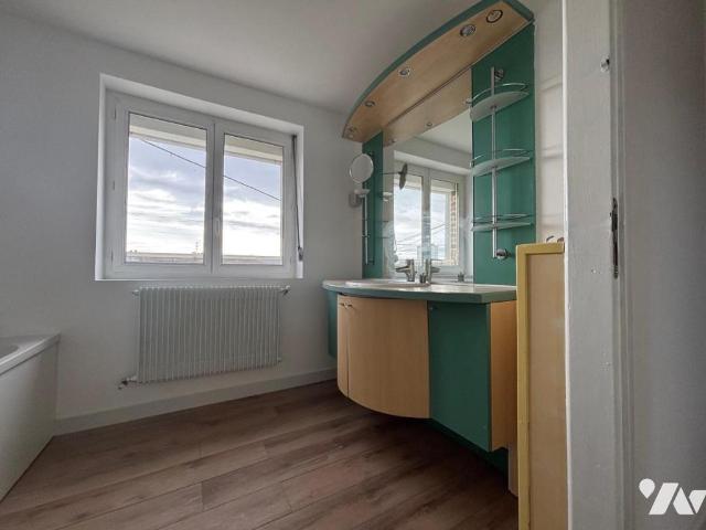 Maison en vente à Arras, Hauts de France, 175000€