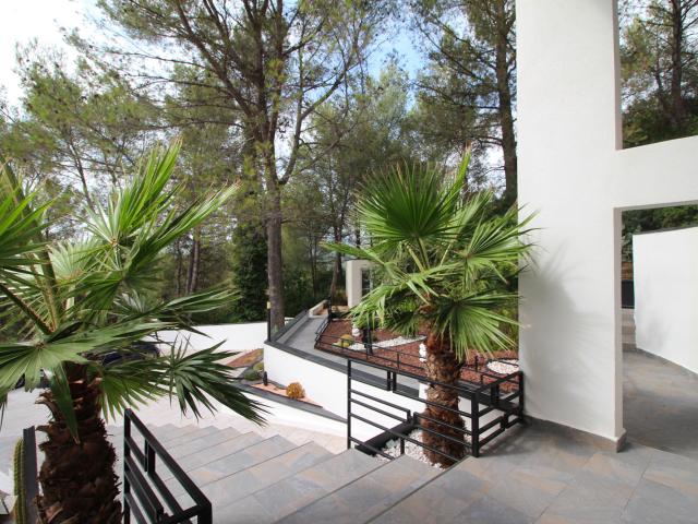 Maison en vente à Aubagne, Provence Alpes Côte d'Azur, 1850 €