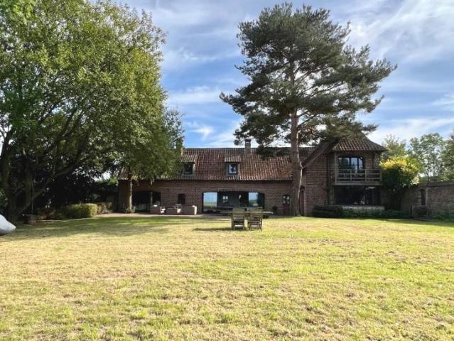 Maison en vente à Auchy lez Orchies, Hauts de France, 995000€