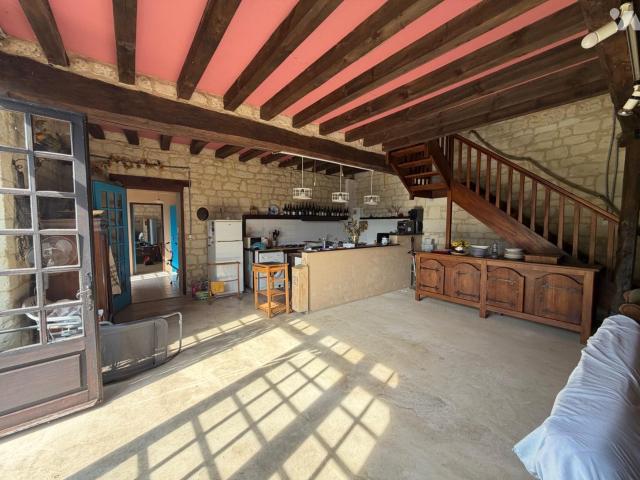 Maison en vente à Avoine, Centre Val de Loire, 199999€