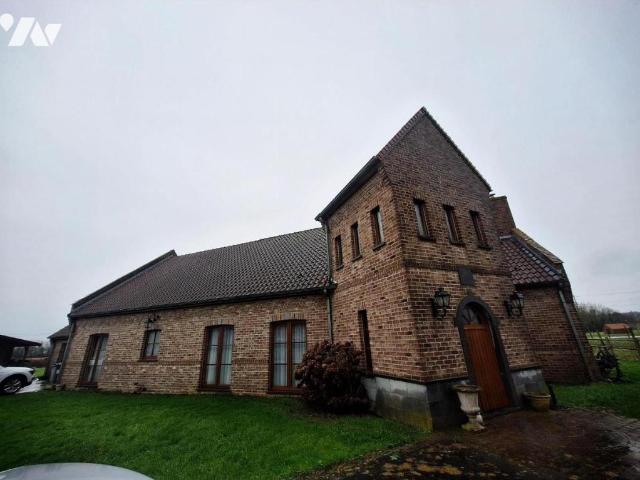 Maison en vente à Avelin, Hauts de France, 641060€