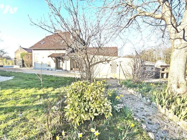 Maison en vente à Bazancourt, Grand Est, 180000€