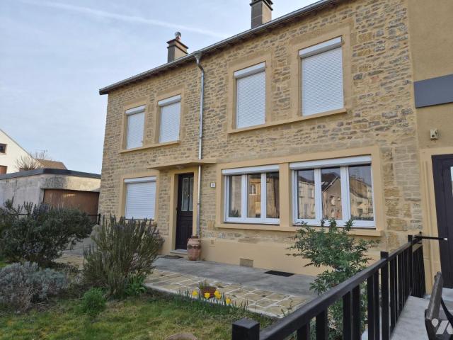 Maison en vente à Bazeilles, Grand Est, 346000€