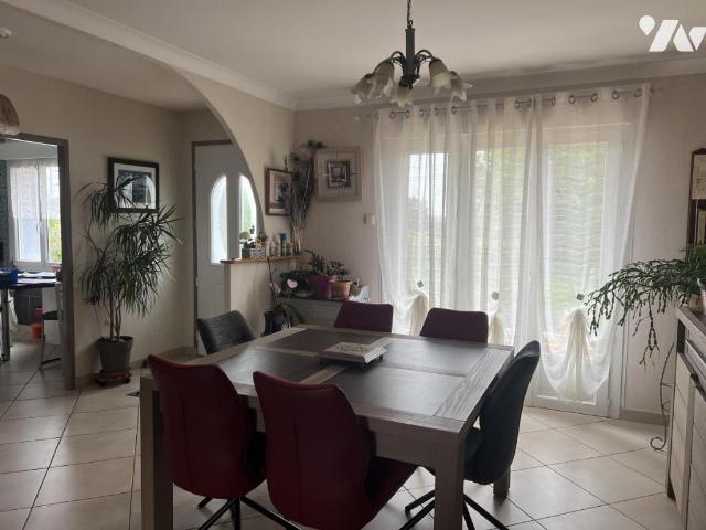 Maison en vente à Bazougers, Pays de la Loire, 180000€