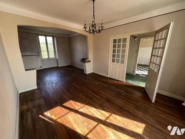 Maison en vente à Belleville sur Meuse, Grand Est, 110000€