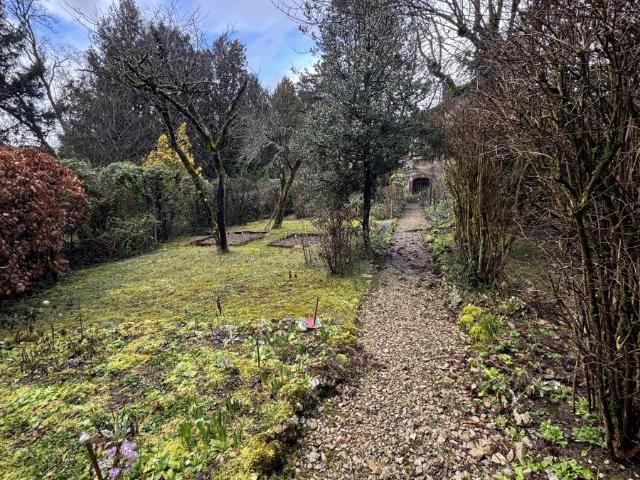 Maison en vente à Besançon, Bourgogne Franche Comté, 345000€