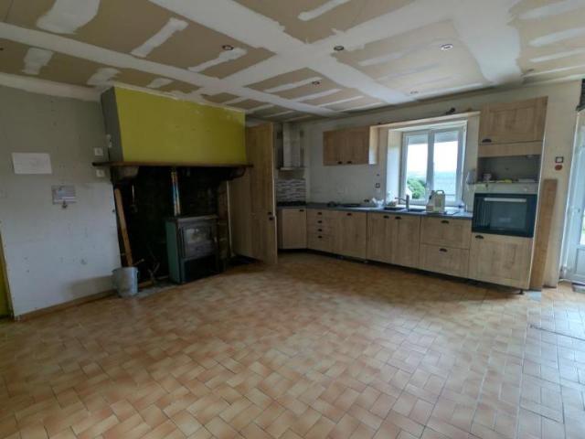 Maison en vente à Beslon, Normandie, 159000€