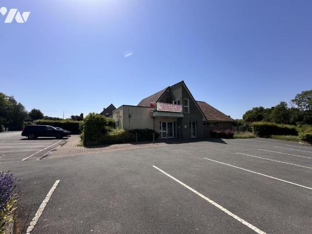 Maison en vente à Béthune, Hauts de France, 445000€