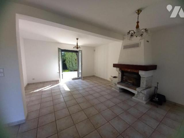 Maison en vente à Beuvardes, Hauts de France, 179000€