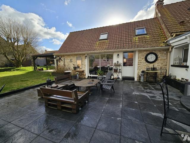 Maison en vente à Beuvrequen, Hauts de France, 455000€