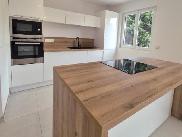 Maison en vente à Billy Berclau, Hauts de France, 281100€