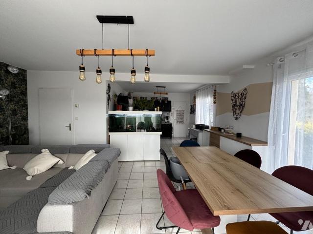 Maison en vente à Bohars, Bretagne, 307150€