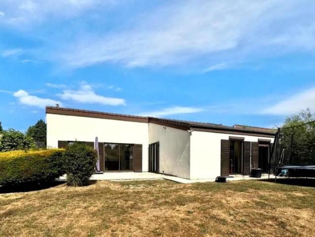 Maison en vente à Bois Guillaume, Normandie, 355000€