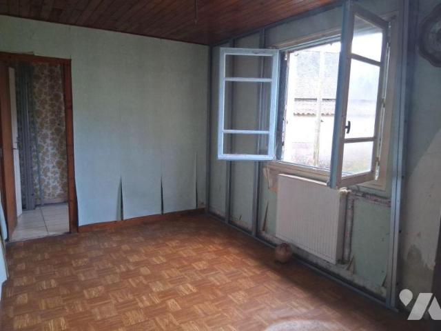 Maison en vente à Bourbriac, Bretagne, 75000€