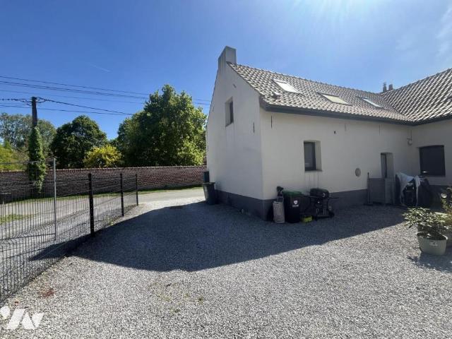 Maison en vente à Bousignies, Hauts de France, 176000€