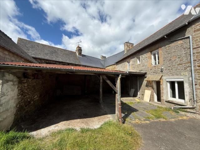 Maison en vente à Boussac, Bretagne, 110000€