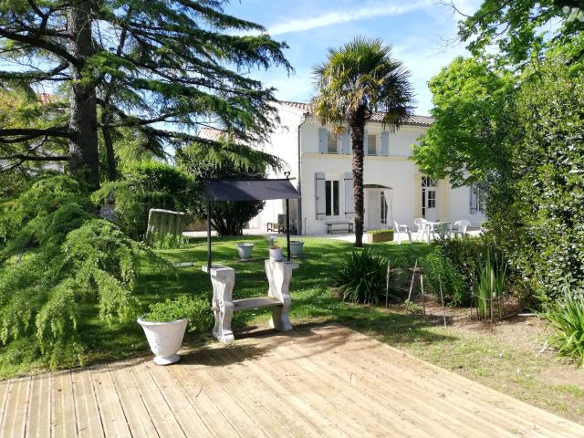 Maison en vente à Brousse, Nouvelle Aquitaine, 400000€